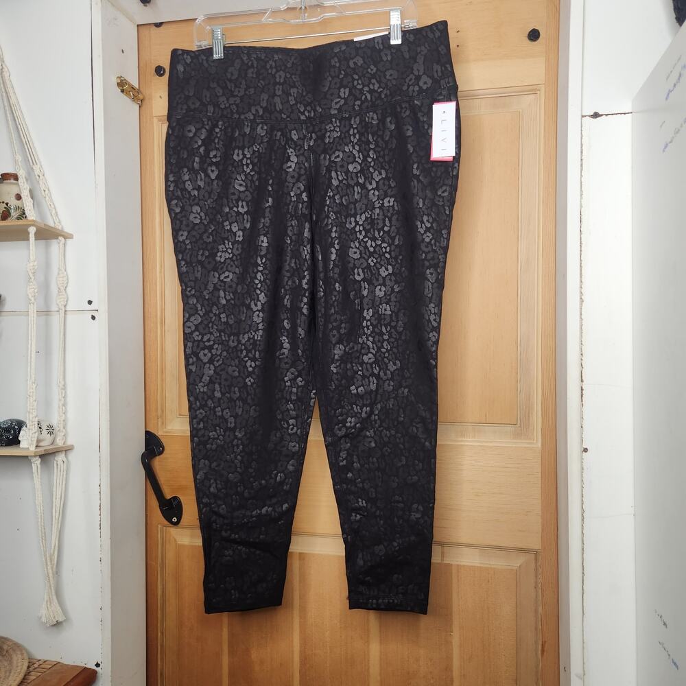 Lane Bryant LIVI Active Legging Black Leopard Print plus size 18/20 NWT